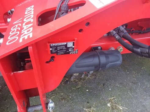 CFS Pöttinger Rollstriegel V6600 46572552 © GM Bilder