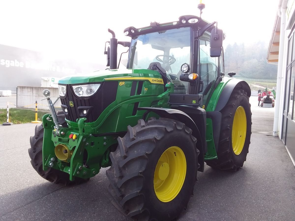 John Deere 6110R 47108670 © GM Bilder