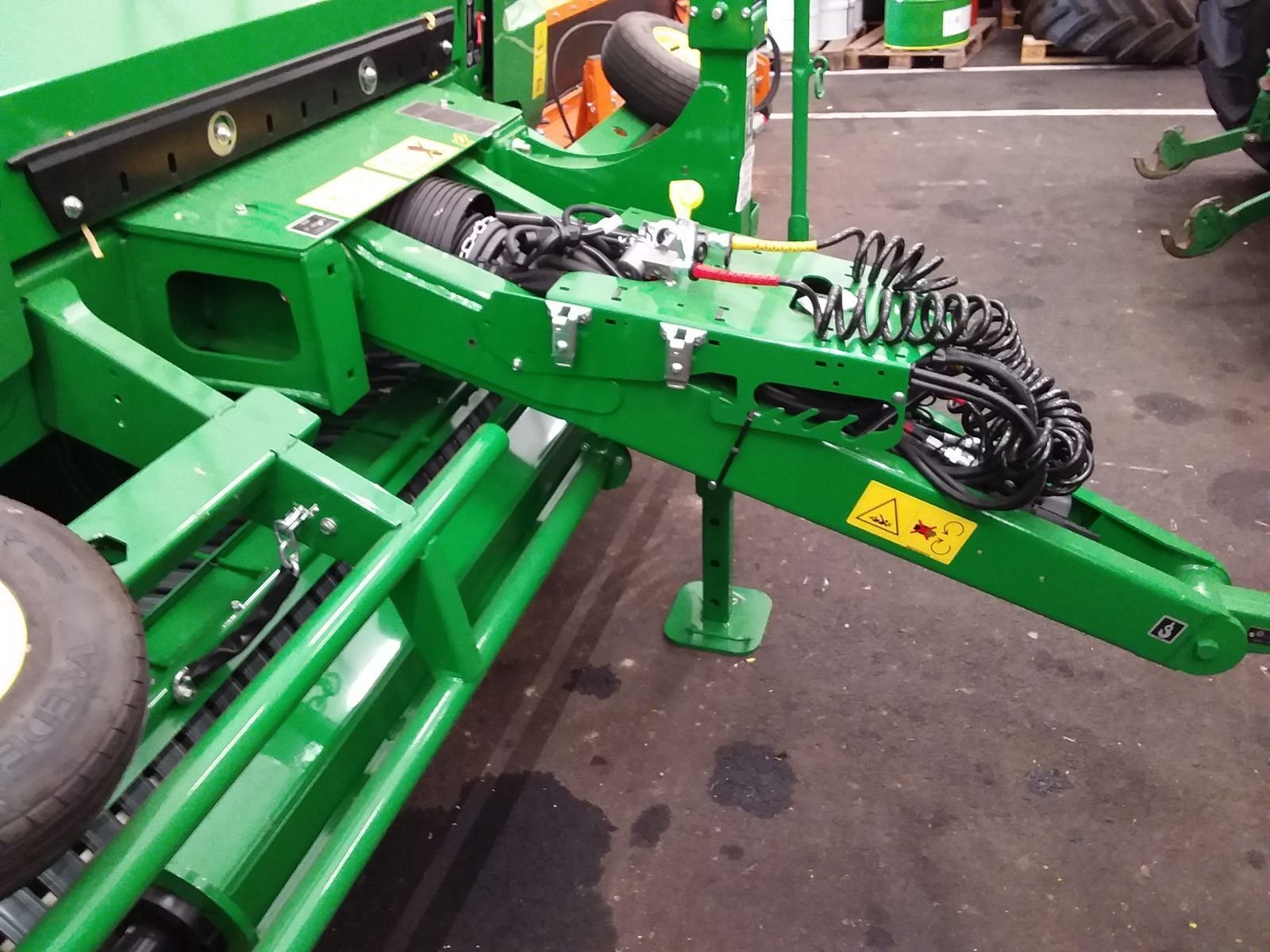 John Deere V461M 52604492 © GM Bilder