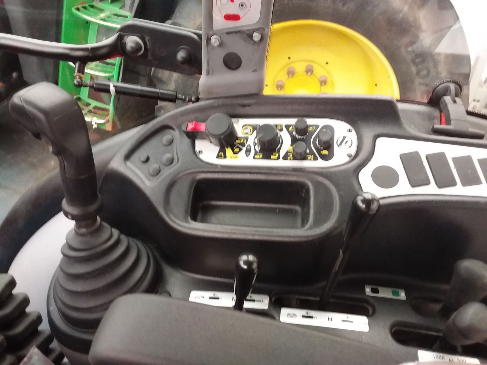 Lindner Geotrac 74 (T2) 60875966 © GM Bilder