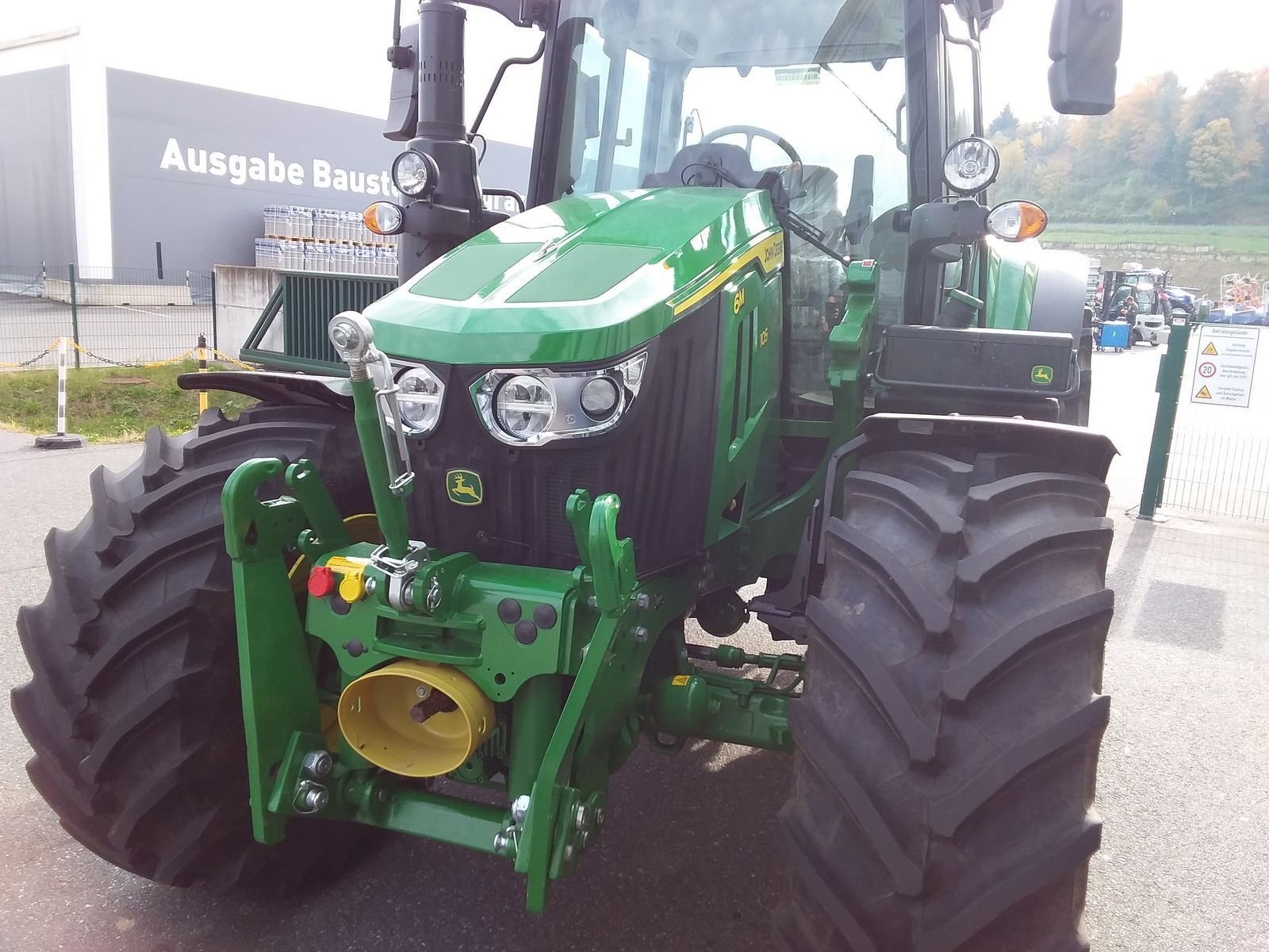 John Deere 6M105 AUTOPOWR 64925603 © GM Bilder