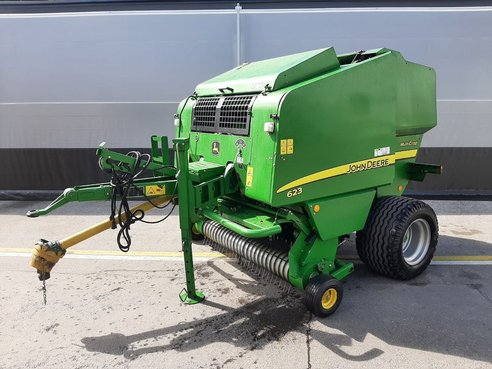 John Deere 623 MultiCrop 42715210 © GM Bilder