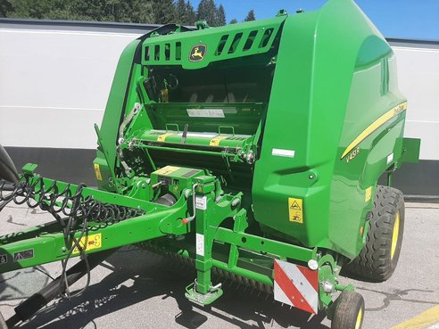 John Deere V451 R 43975421 © GM Bilder