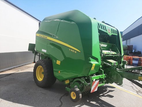 John Deere V451 R 439754210 © GM Bilder