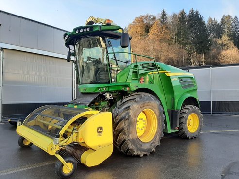 John Deere 8400i Häcksler 48716251 © GM Bilder