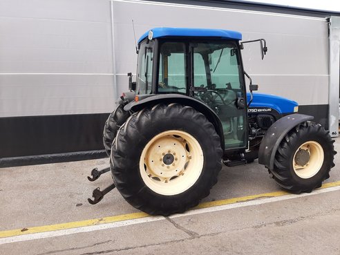 New Holland TN-D 75 A 49781282 © GM Bilder