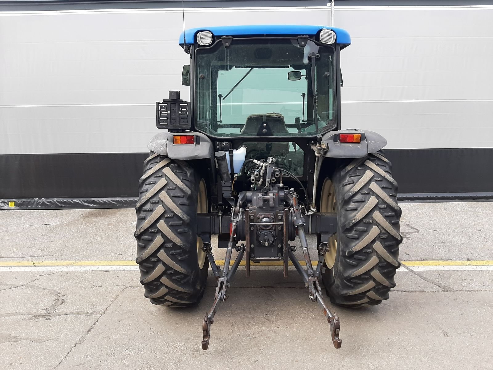 New Holland TN-D 75 A 49781284 © GM Bilder