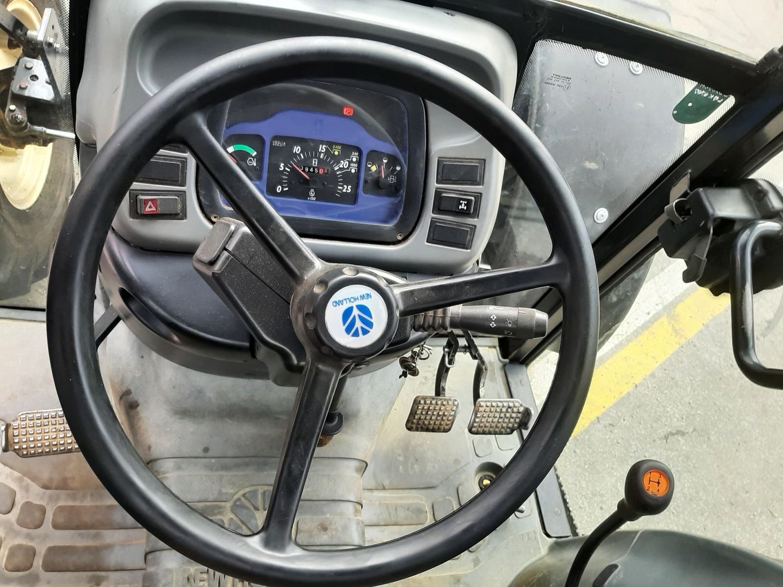 New Holland TN-D 75 A 49781285 © GM Bilder
