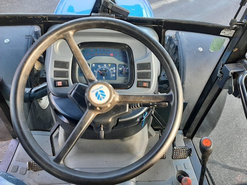 New Holland TN-D 70 A 51277848 © GM Bilder