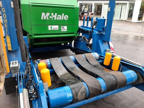 GÃ¶weil McHale F550 Presse mit Göweil 5040G Wickler 56064893 © GM Bilder