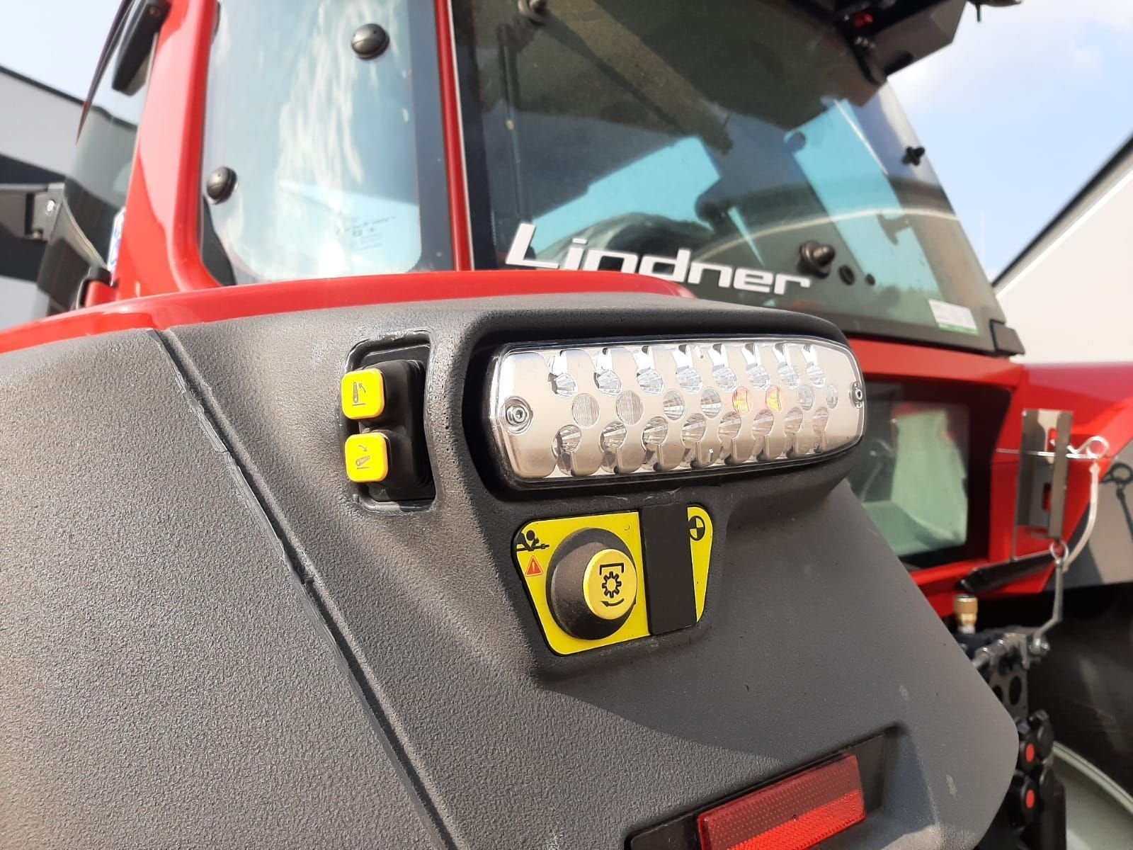 Lindner Lintrac 70 (Stufe 5) 66147279 © GM Bilder