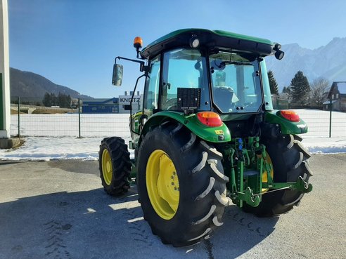 John Deere 5075E (Stage V) 667926110 © GM Bilder