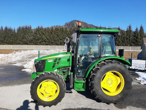 John Deere 5075E (Stage V) 66792613 © GM Bilder