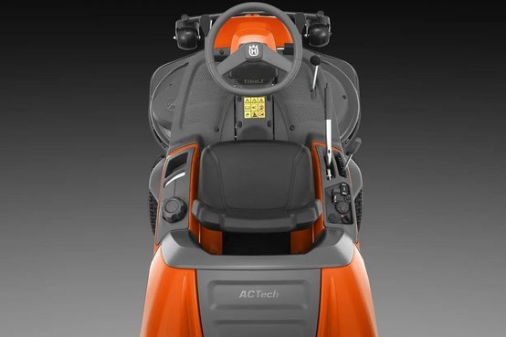 Husqvarna Rider RC320TS AWD incl 112cm Mähdeck 42315839 © GM Bilder