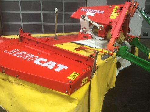 PÃ¶ttinger Pöttinger Trommelmähwerk 316 F 44637090 © GM Bilder
