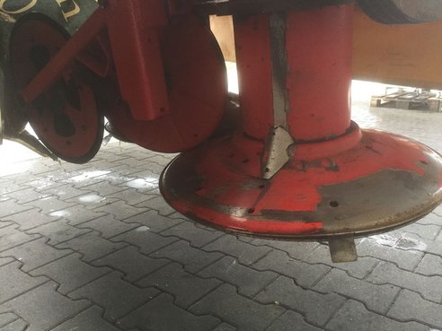 PÃ¶ttinger Pöttinger Trommelmähwerk 316 F 44637095 © GM Bilder