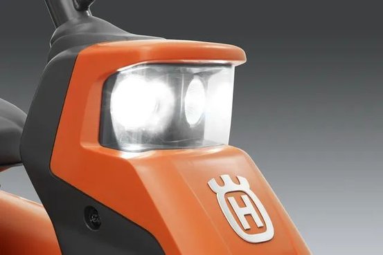 Husqvarna  Rider R 216 T AWD 44745077 © GM Bilder
