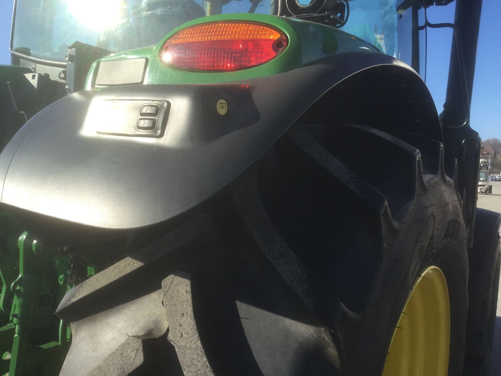 John Deere 6130R 518665415 © GM Bilder