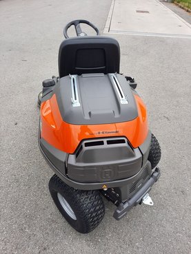 Husqvarna R 420 TsX AWD 54554455 © GM Bilder