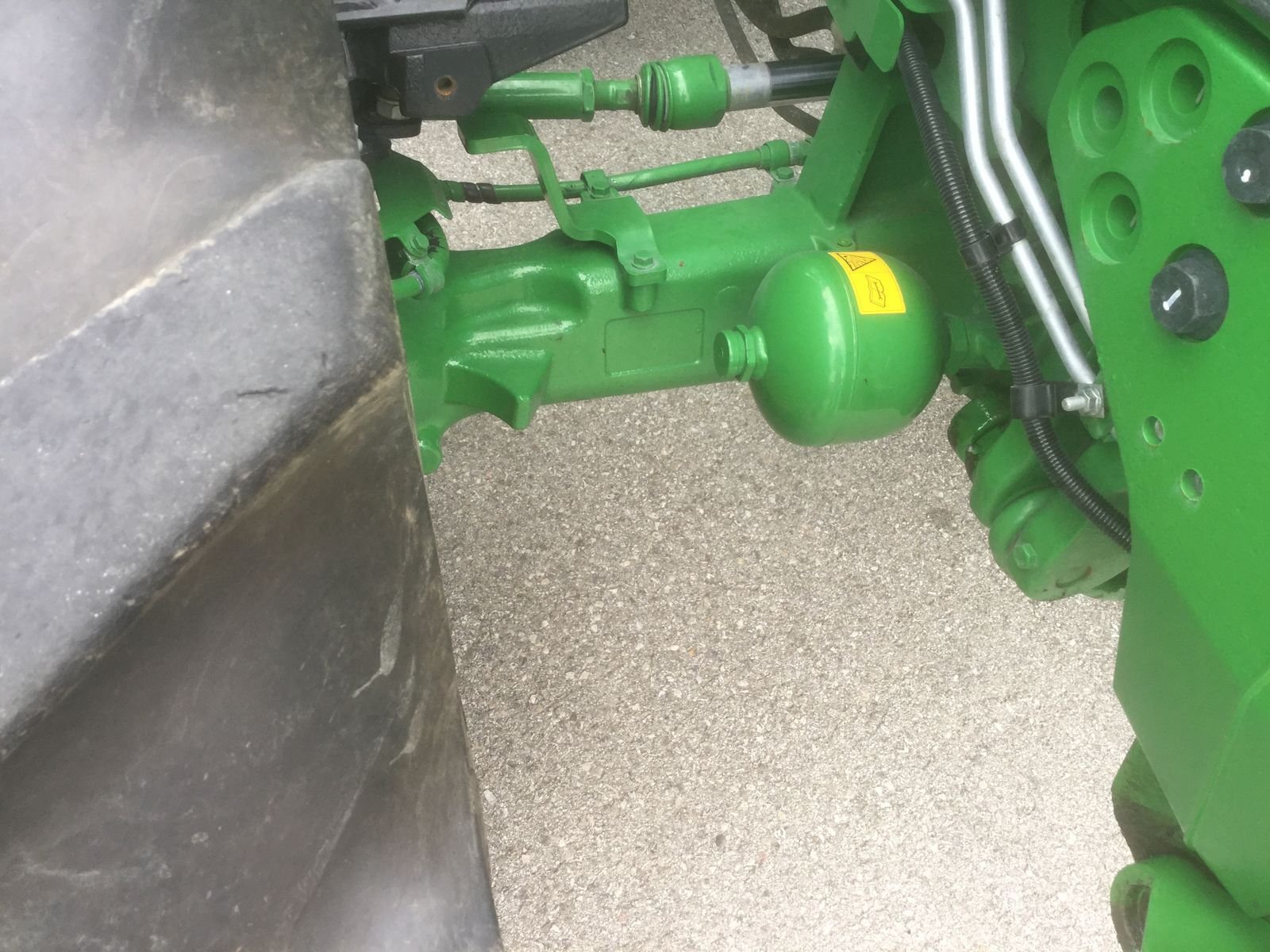 John Deere 6110R 57507291 © GM Bilder