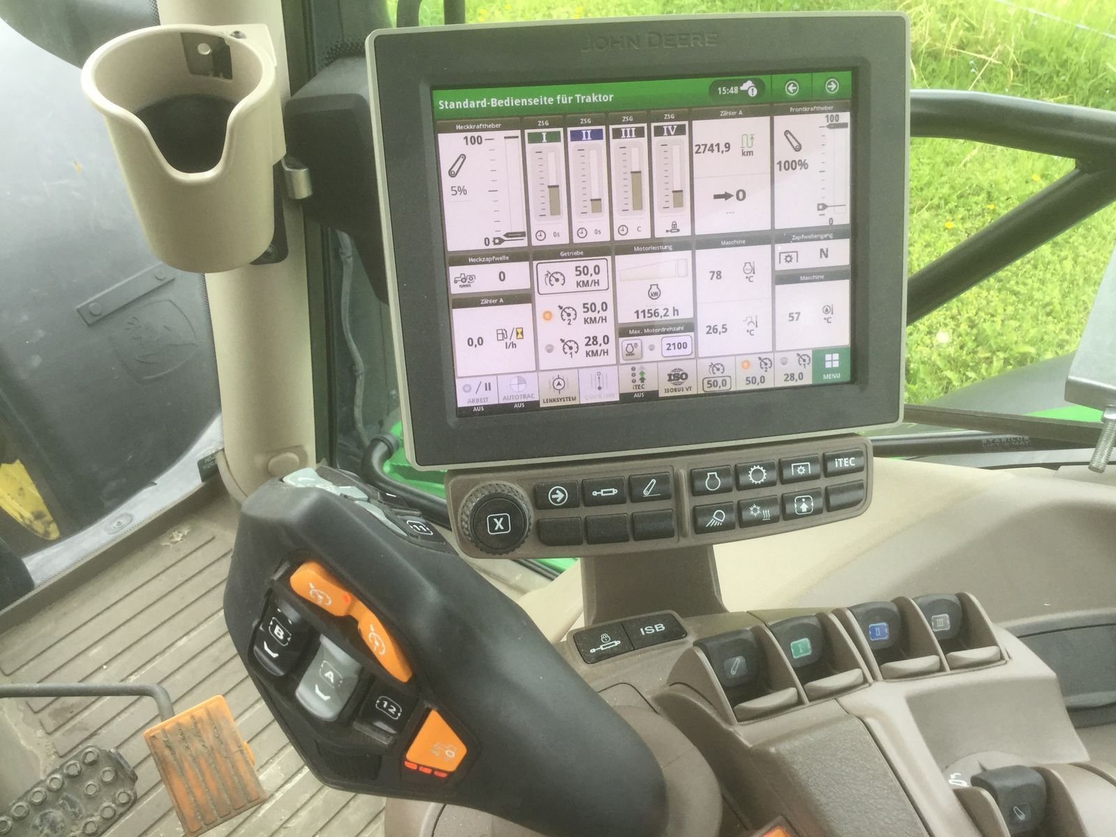 John Deere 6110R 575072911 © GM Bilder