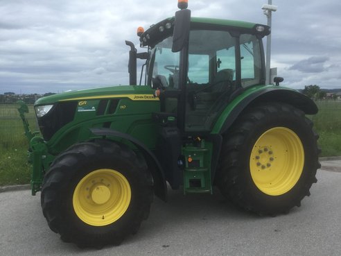 John Deere 6110R 57507292 © GM Bilder