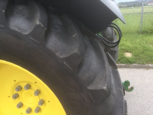 John Deere 6110R 57507295 © GM Bilder