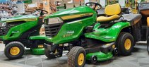 John Deere John Deere X350R Rasentraktor 800014660 © GM Bilder