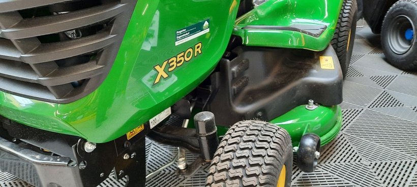 John Deere John Deere X350R Rasentraktor 800014662 © GM Bilder