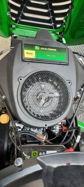 John Deere John Deere X350R Rasentraktor 800014665 © GM Bilder
