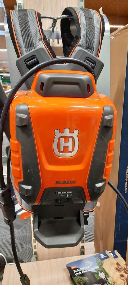 Husqvarna Rückentragbarer Akku BLi 950X 800018053 © GM Bilder