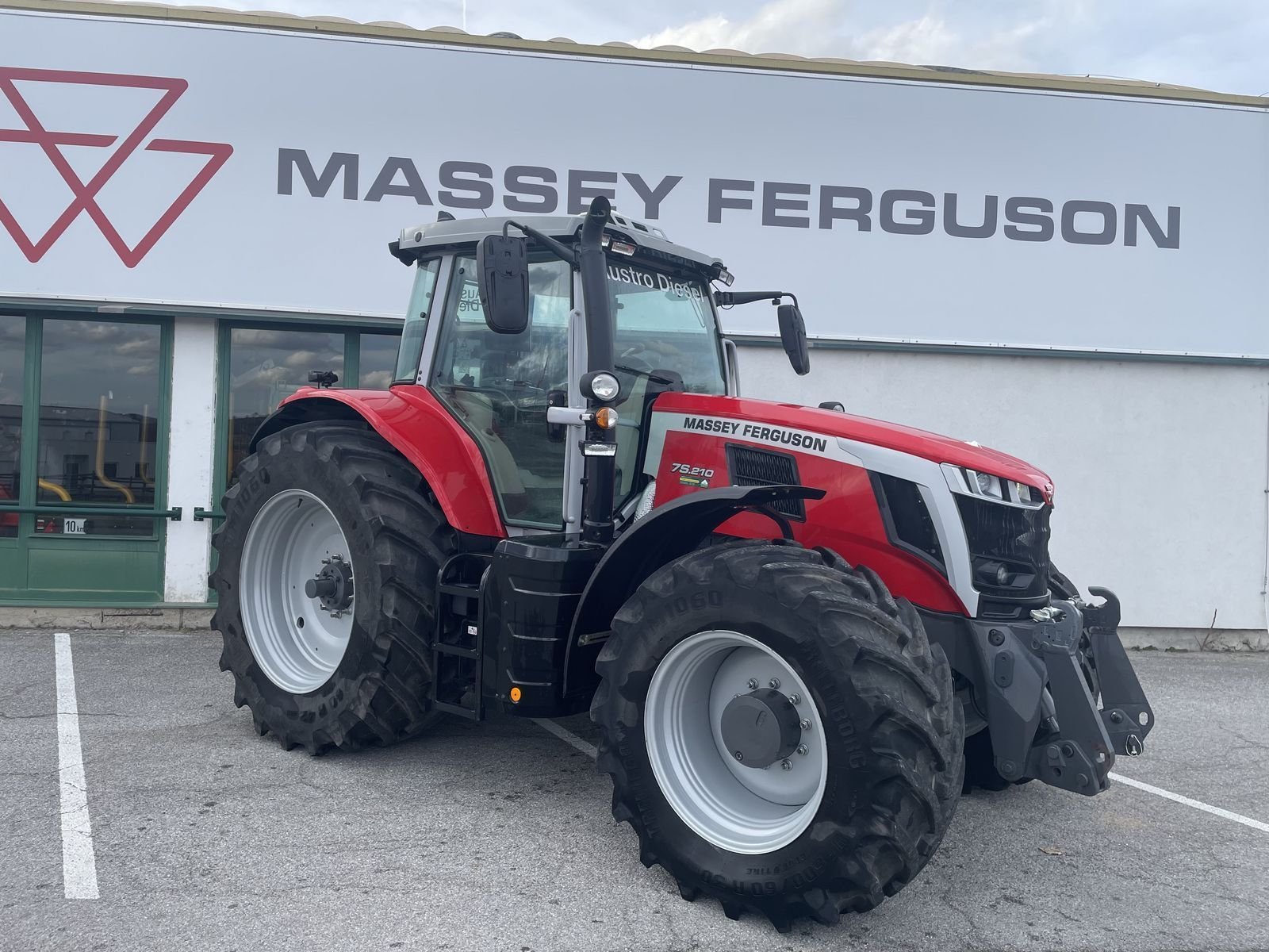 Massey Ferguson MF 7S.210 Dyna-VT Exclusive 51584590 © GM Bilder