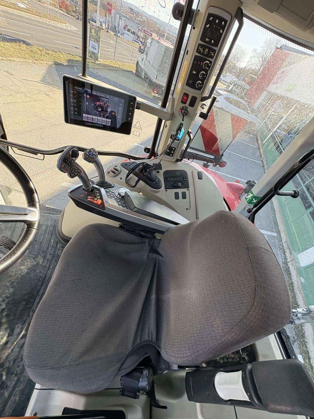 MASSEY FERGUSON MF 5S.145 Dyna-6 Exclusive 67575405 © GM Bilder