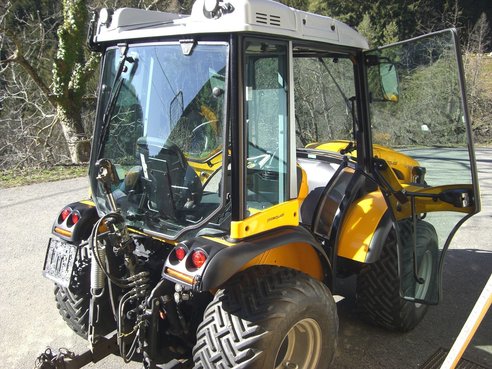 PASQUALI Orion K105 RS Tier 3B 53974247 © GM Bilder