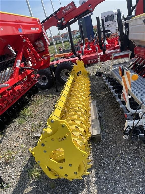 PÃ¶ttinger Zahnpackerwalze 500-3000 44858713 © GM Bilder