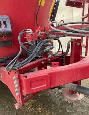 Diverse V-Mix Fill Plus 10H-1S LS 48373182 © GM Bilder