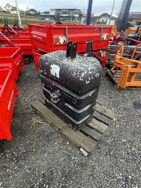 Diverse 1000kg Gewicht 48770253 © GM Bilder