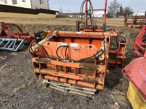 Diverse Siloschaufel Shear Bucket SB200 53082701 © GM Bilder