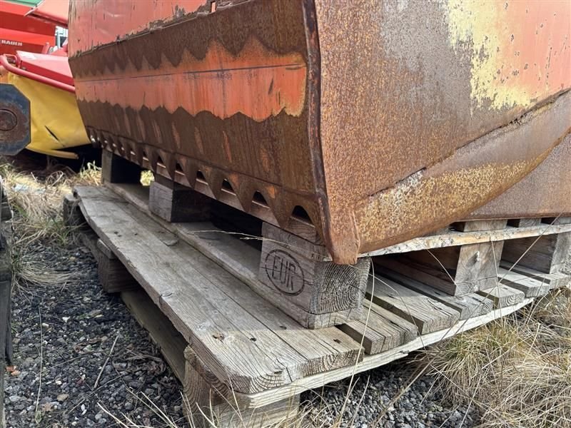 Diverse Siloschaufel Shear Bucket SB200 53082704 © GM Bilder