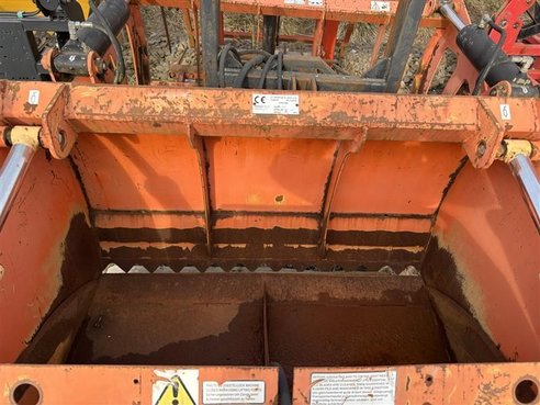 Diverse Siloschaufel Shear Bucket SB200 53082707 © GM Bilder