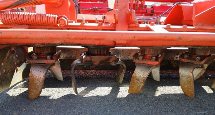Kuhn HRB 302 D-A 55549586 © GM Bilder