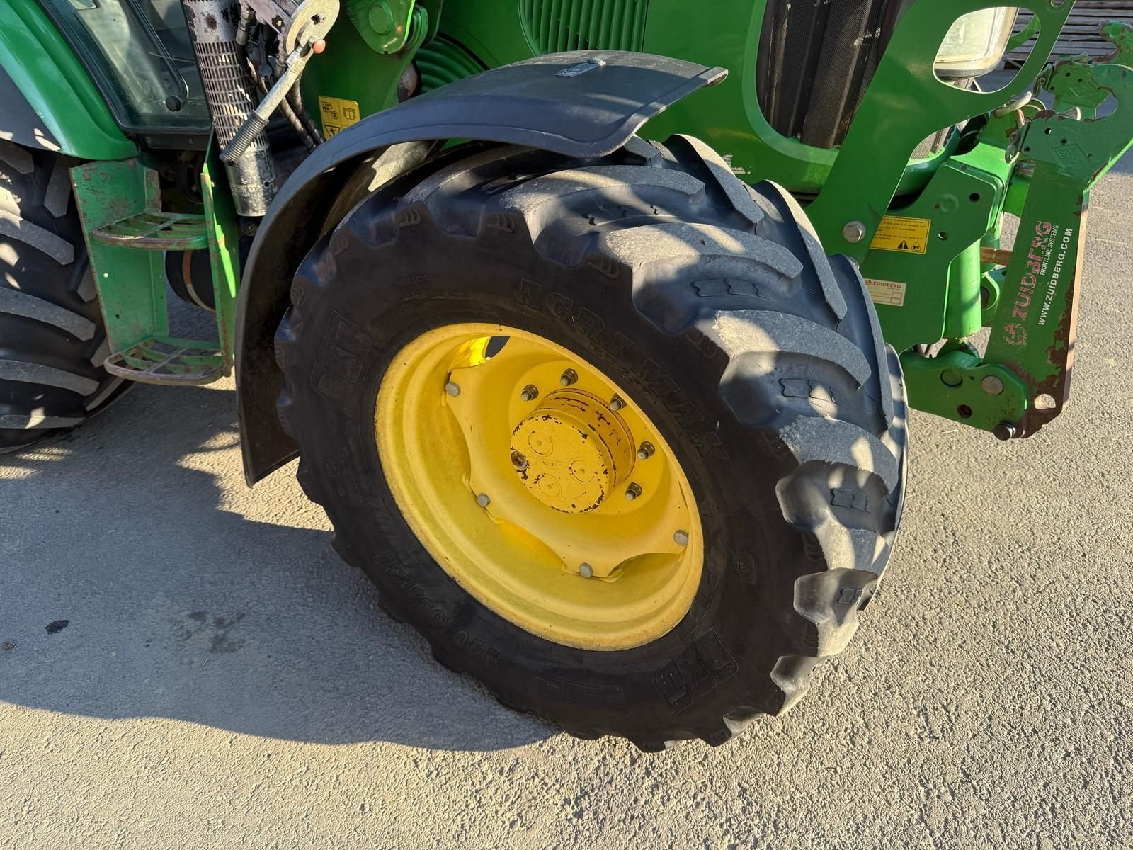John Deere 5100R 56334247 © GM Bilder