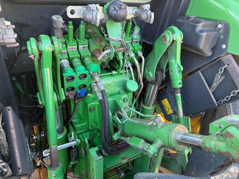 John Deere 5100R 56334248 © GM Bilder