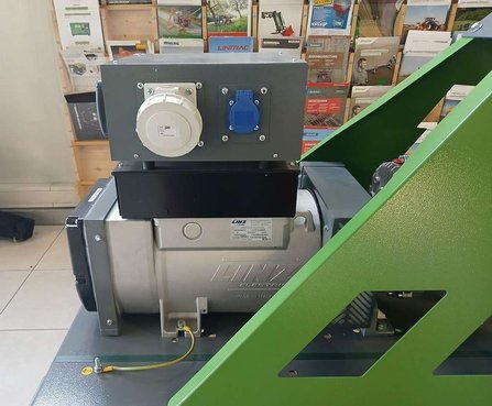 Diverse ZAPFWELLEN GENERATOR 15kVA 57565512 © GM Bilder