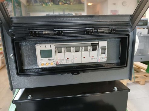 Diverse ZAPFWELLEN GENERATOR 15kVA 57565513 © GM Bilder