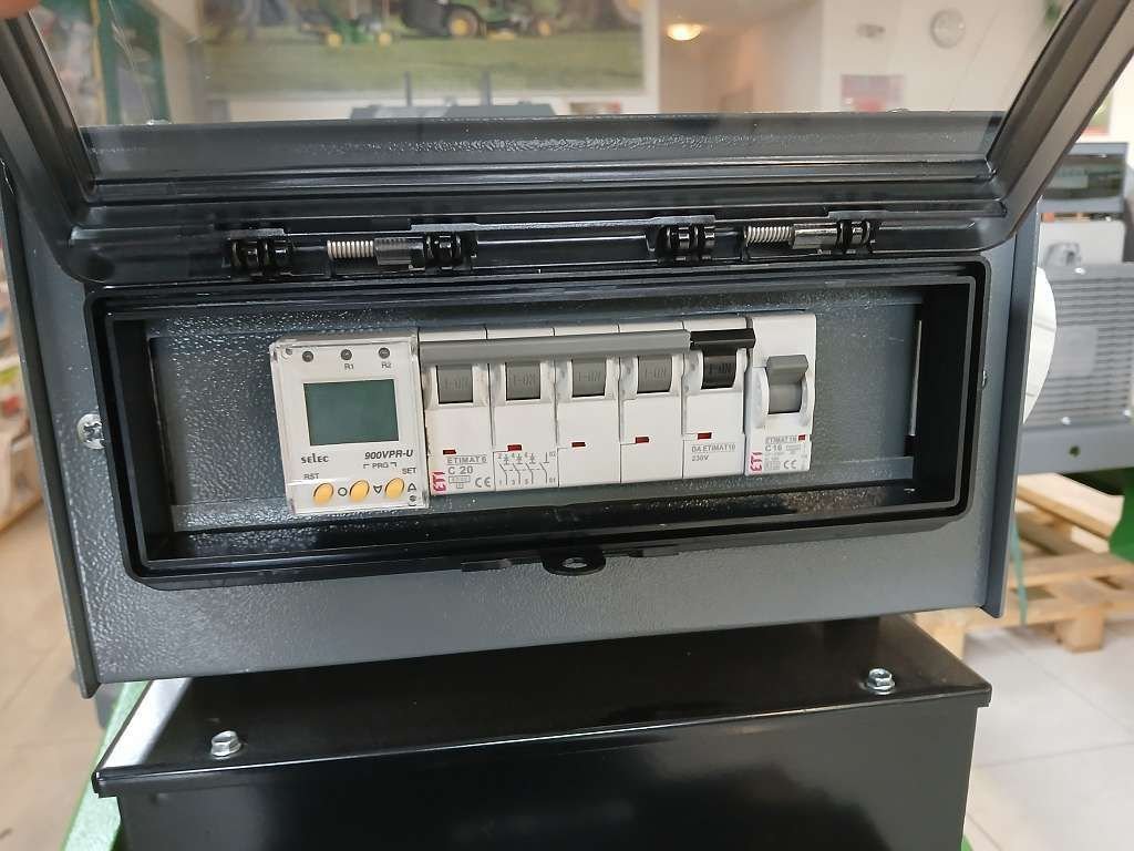 Diverse ZAPFWELLEN GENERATOR 15kVA 57565513 © GM Bilder