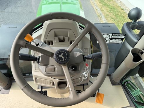 John Deere 6R 150 579136615 © GM Bilder