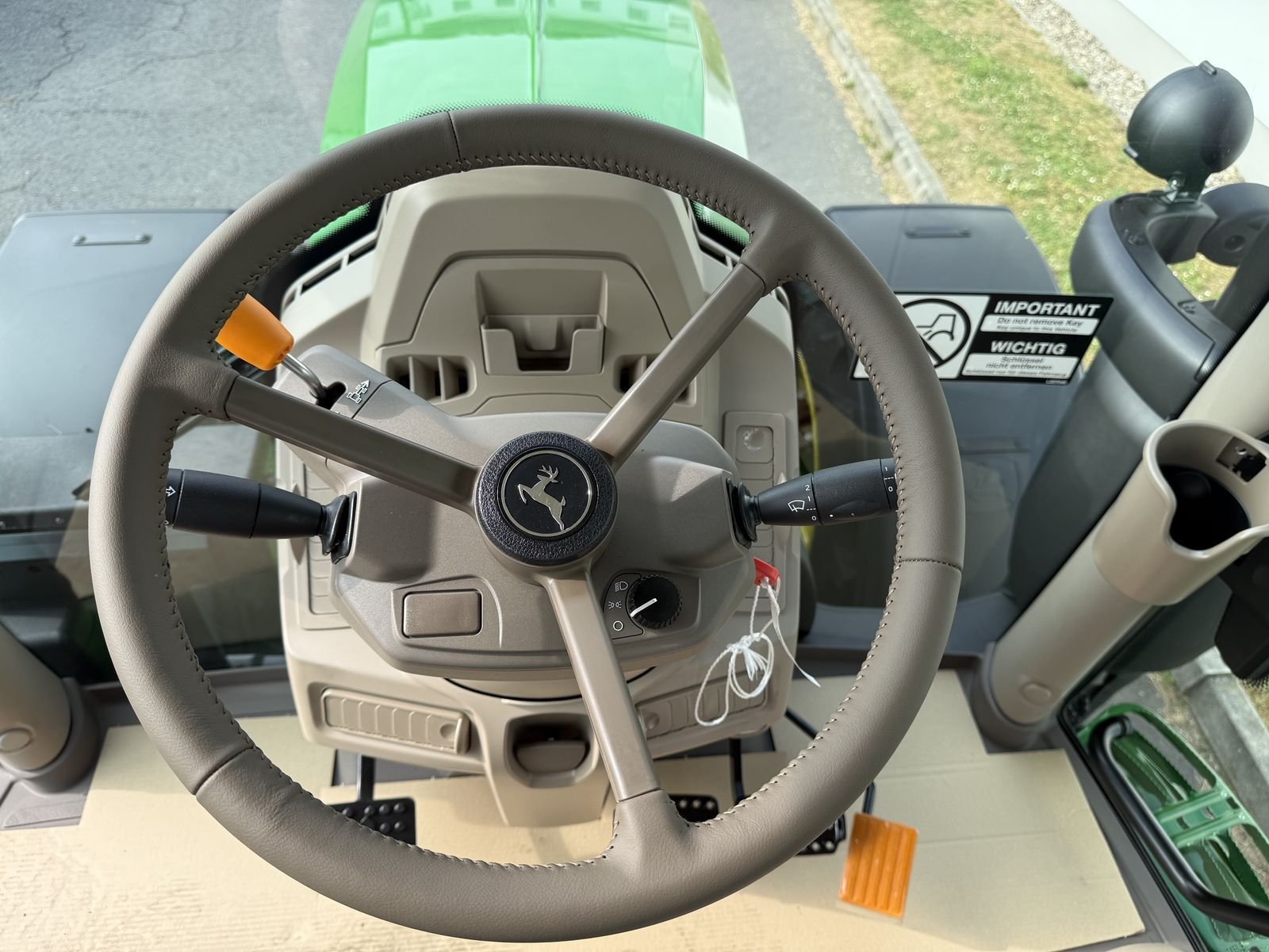 John Deere 6R 150 579136615 © GM Bilder
