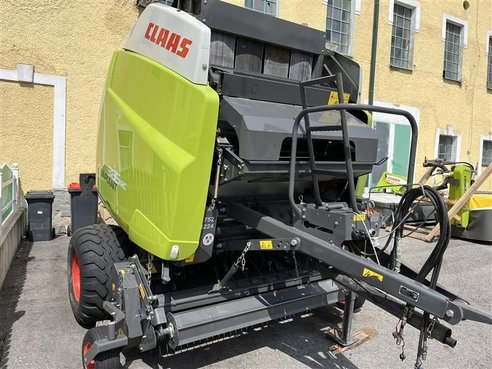Claas Variant 385 RC 41517751 © GM Bilder