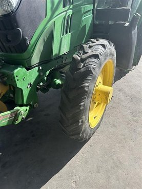Diverse Pflegebereifung Taurus Soilsaver 44099320 © GM Bilder